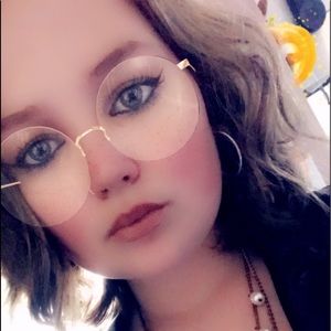 Meet your Posher, Faith